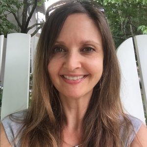 Meet your Posher, Suzanne